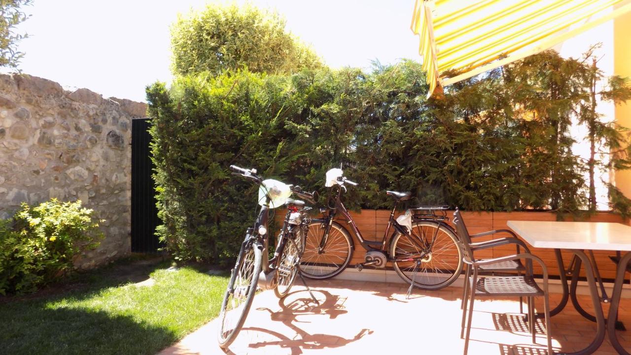 Millyholidays - Apartment Lilla - Center - Nearby Beach - Private Garden - Spa Pool Bardolino Dış mekan fotoğraf
